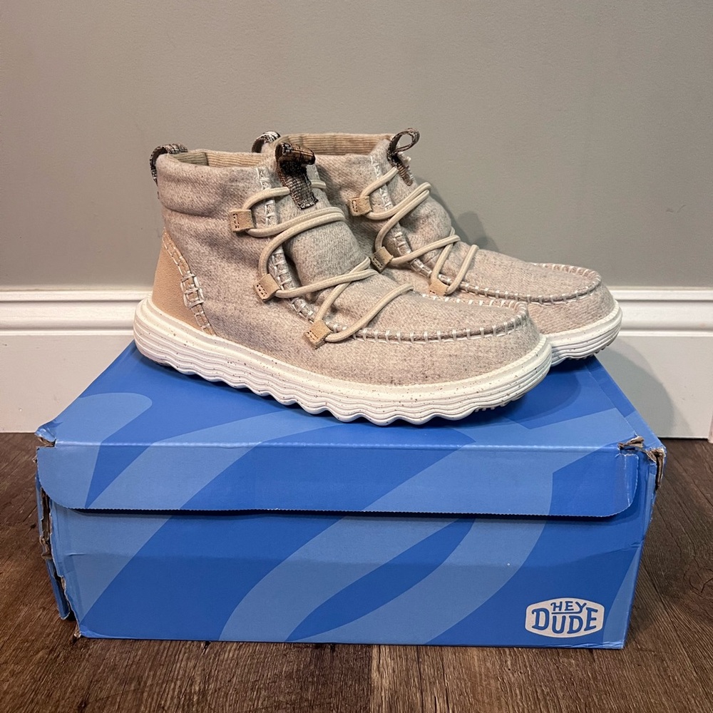 Women’s hey dude boots